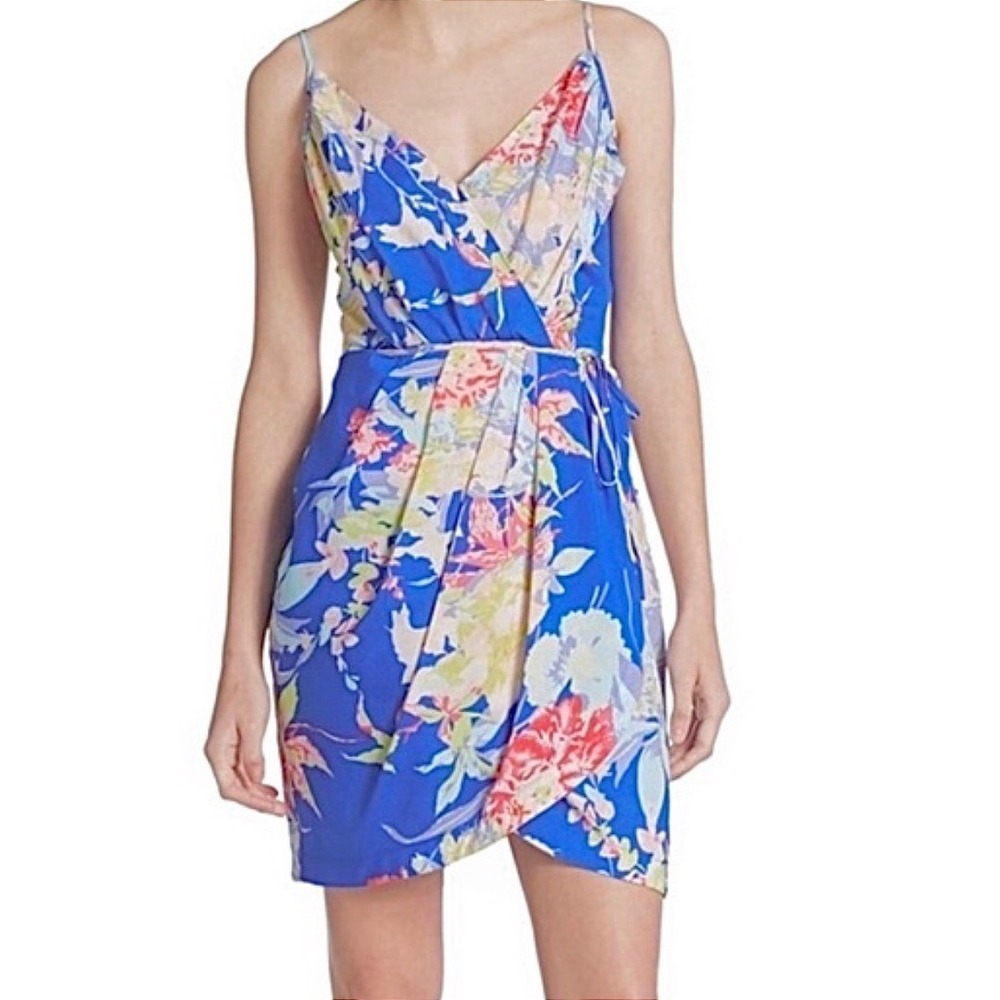 Yumi Kim Jayne Blue Tropical Floral Tulip Wrap Mini Dress Medium Wedding Guest